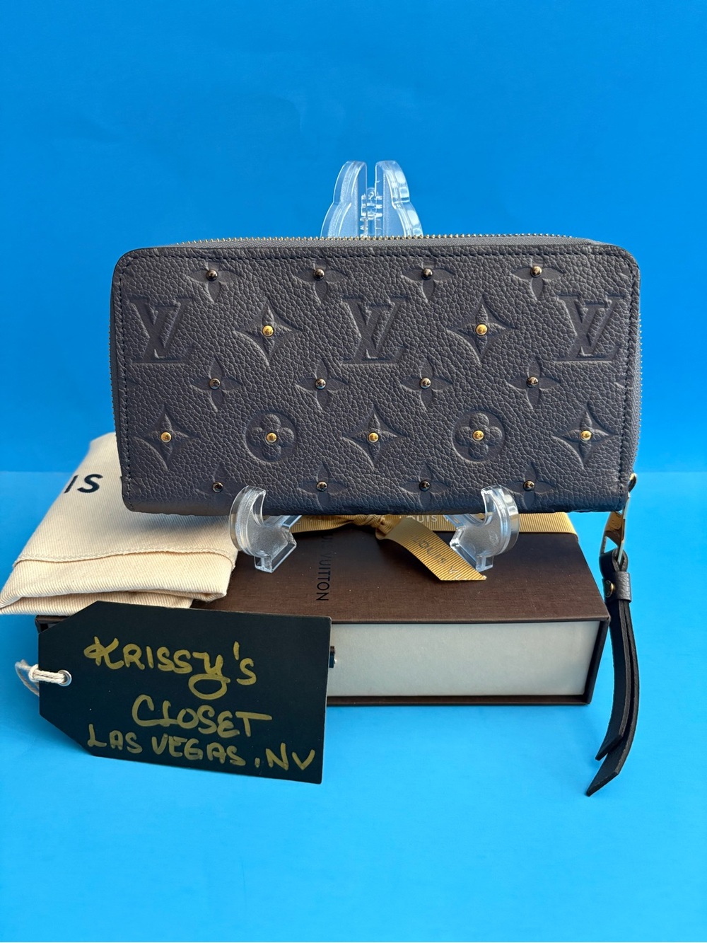 💜 Louis Vuitton Studded Empreinte Zippy Wallet Gris Silver  002